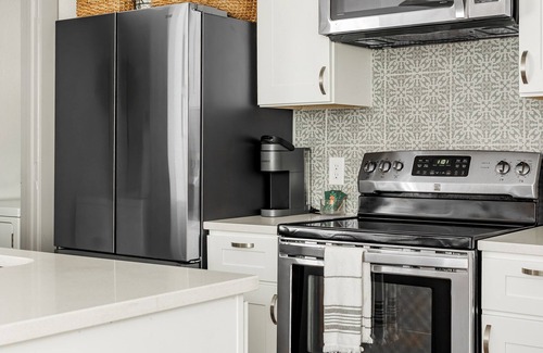 Abilene House | Newly Remodeled Townhouse!