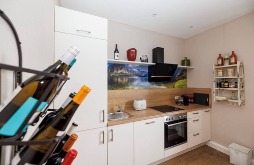 Diessen am Ammersee Apartment | Newly renovated apartment in the middle of the village - dog friendly