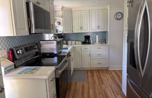 Falmouth Heights House | Newly Renovated 2BD-Central A/C, 10-Min Bike Ride to Falmouth Heights Beach