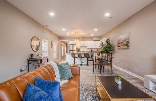 Smoketown Jackson House | Newly renovated 4BR CozySuites