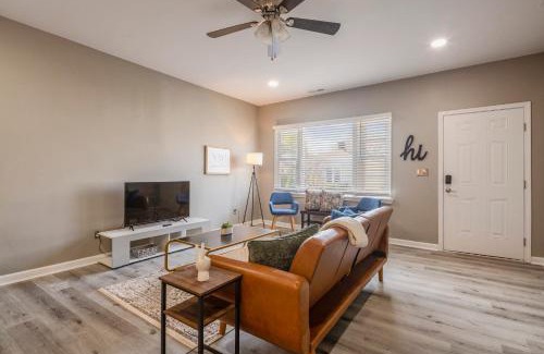 Smoketown Jackson House | Newly renovated 4BR CozySuites