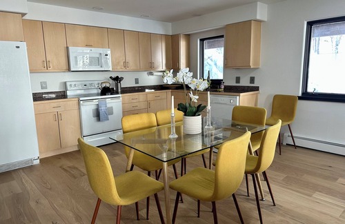 Highland Meadows Apartment | Newly renovated apartment in West Vail