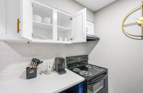 Garden Hills Apartment | Newly Renovated Atlanta Gem: Central Buckhead Apt.