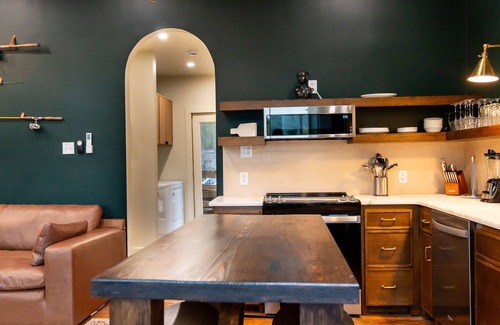 Negreet Cabin | Newly Renovated, Cozy Mid-Lake Cabin; Sleeps 10