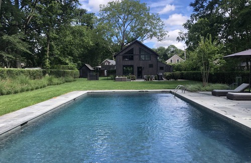 Westhampton House | Newly Renovated Modern Barn