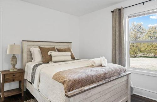 West Fairfax House | Newly Renovated Modern Farmhouse