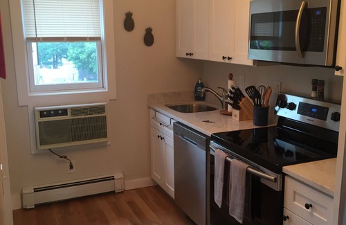 Ogunquit Condo | Newly Renovated Ogunquit Getaway Minutes from the Beach and Downtown