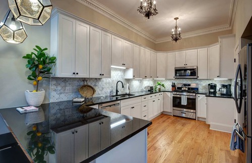 Skaneateles House | Newly renovated pet friendly 5-bedroom property! Walk to village!