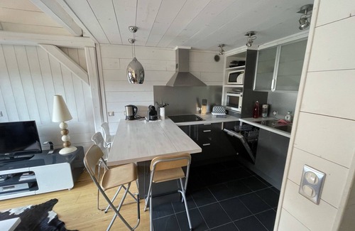 Les Claux Apartment | Newly renovated snow front apartment Vars les Claux, open view and terrace