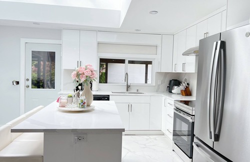 Chilliwack Proper Village West House | Newly Renovated Spacious Bungalow Home