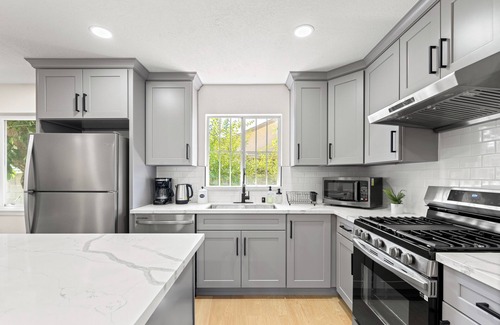 Willow Glen House | Newly Renovated Spacious 3 BR