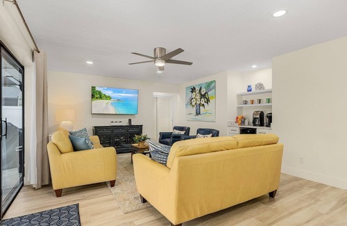 Bonita Shores House | Newly Renovated Private Pool Home -Minutes to Bonita Beach. Quiet location.