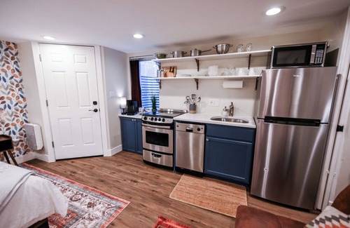 Washington Park West Apartment | Newly Updated! Private Basement Studio in Denver