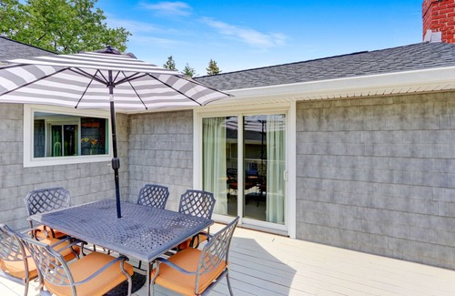 Town of Southold Town House | Newly Updated Wine Country Charmer!