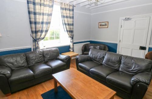 Haverfordwest House | Newton West Farm