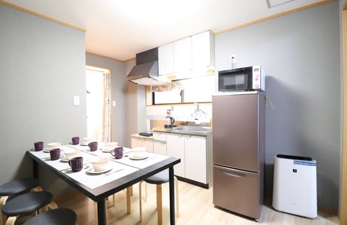 Naniwa Apartment | ＊Next to Daikokucho Sta＊JR Imamiya Sta 9 Mins Walk＊One Sta to Namba＊２BR ＊6 PAX＊