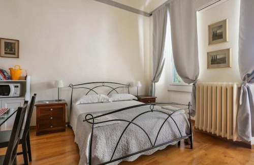 Duomo Apartment | Next to the Duomo of Florence, Lorenzo, with Private Terrace