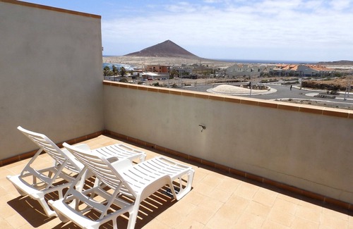 El Medano Apartment | Nice 2 bedroom Apartment with terrace and rooftop