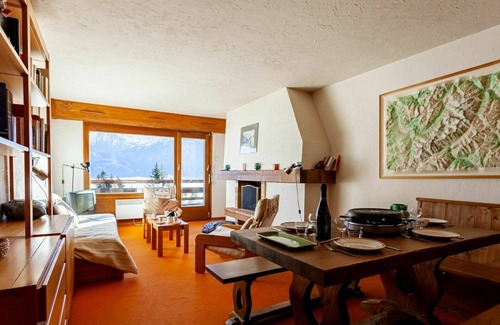 Le Bettex Apartment | Nice apartment for 5 people with WIFI, pool, TV and balcony
