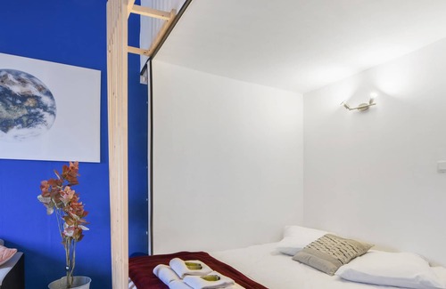 Fives Apartment | Nice and cosy studio at the foot of the metro in Lille Fives - Welkeys