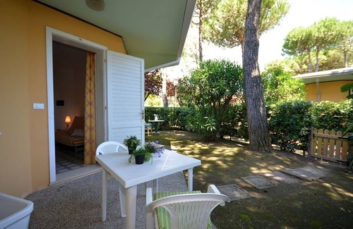Bibione Apartment | Nice and cozy studio apartment with outdoor pool
