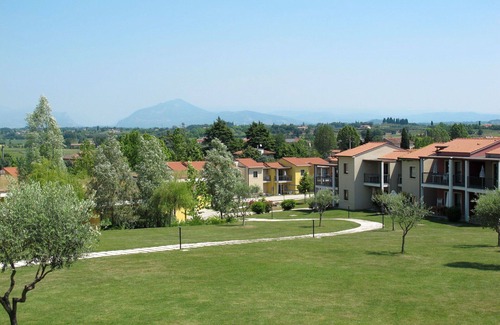 Cavalcaselle Apartment | Nice apartment for 6 people with A/C, pool, WIFI, TV, terrace and parking