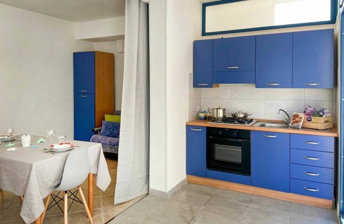 Casuzze Apartment | Nice apartment for 4 people with WIFI, A/C, TV, terrace and pets allowed