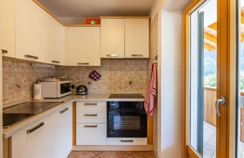 Campitello di Fassa Apartment | Nice apartment for 9 people with WIFI, TV and balcony