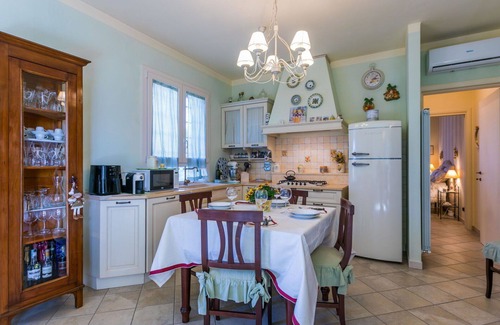 Rosignano Solvay Apartment | Nice apartment for 4 guests with A/C, WIFI, TV and patio