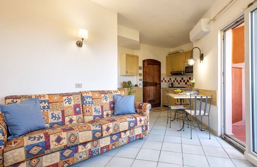 Canneddi Apartment | Nice apartment for 4 guests with WIFI, A/C, pool, TV, terrace and pets allowed