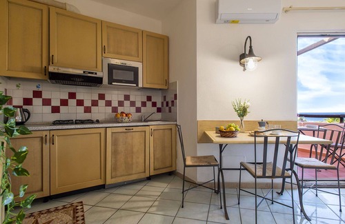 Canneddi Apartment | Nice apartment for 4 guests with WIFI, A/C, pool, TV, terrace and pets allowed