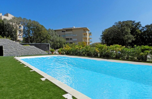 Porto-Vecchio Apartment | Nice apartment for 2 people with pool, A/C, WIFI, TV and terrace
