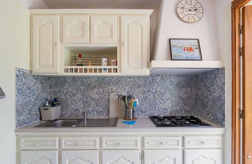 Kerlouan Apartment | Nice apartment for 2 people with WIFI, TV, patio and pets allowed