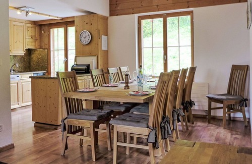 Buerchen Apartment | Nice apartment for 10 people with WIFI, TV and patio