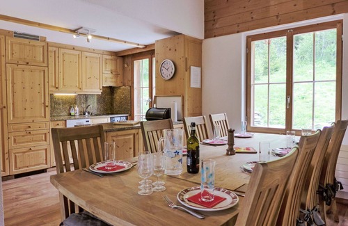 Buerchen Apartment | Nice apartment for 10 people with WIFI, TV and patio
