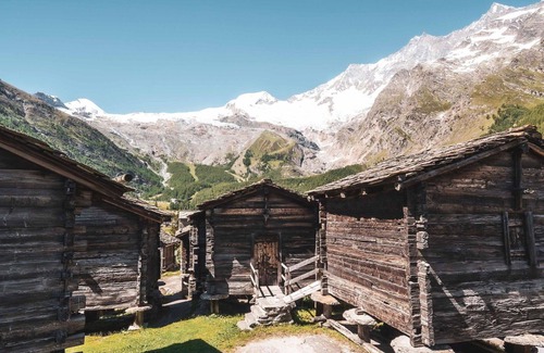Saas-Fee Apartment | Nice apartment for 2 guests with WIFI, TV and balcony