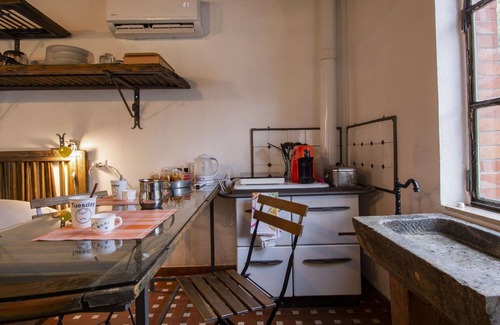 Barga Apartment | Nice apartment for 2 guests with private pool, TV, patio and pets allowed