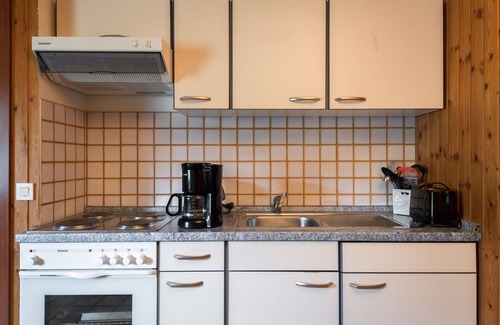 Schoenecken Apartment | Nice apartment for 2 people with WIFI, TV, patio and pets allowed