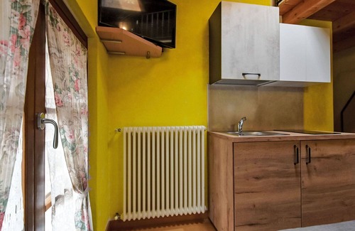 Prata Camportaccio Apartment | Nice apartment for 3 guests with WIFI, A/C, TV, patio and pets allowed