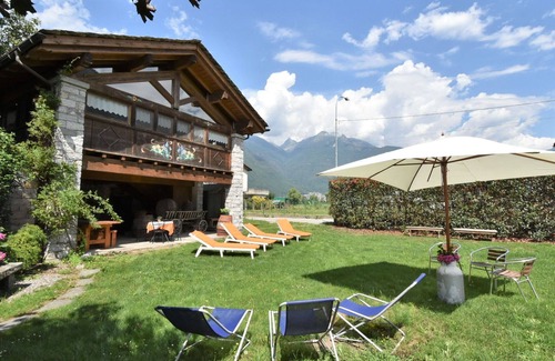 Prata Camportaccio Apartment | Nice apartment for 3 guests with WIFI, A/C, TV, patio and pets allowed