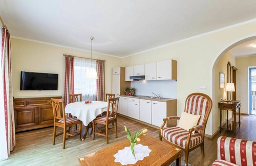 Postal Apartment | Nice apartment for 3 people with pool, A/C, WIFI, TV, balcony and pets allowed