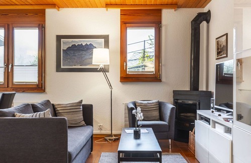 Champery Apartment | Nice apartment for 4 people with WIFI, TV, balcony and panoramic view