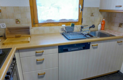Martisberg Apartment | Nice apartment for 4 guests with WIFI, TV, balcony, pets allowed and panoramic view