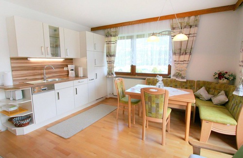 Fuegenberg Apartment | Nice apartment for 4 guests with WIFI, TV, terrace and panoramic view