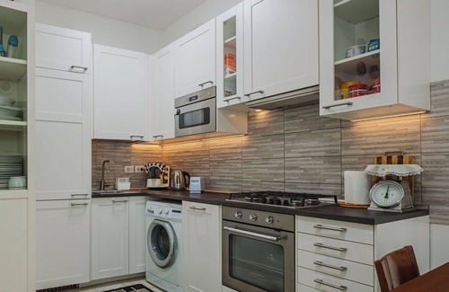 Viareggio Apartment | Nice apartment for 5 guests with A/C, TV and terrace