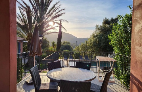 Galeria Apartment | Nice apartment for 5 people with WIFI, pool, A/C, TV, terrace and parking