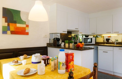 Sonvico Apartment | Nice apartment for 5 people with WIFI, pool, patio, pets allowed and panoramic view