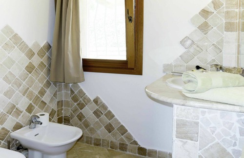 Porto Pozzo Apartment | Nice apartment for 6 people with WIFI, pool, A/C, terrace, pets allowed and parking