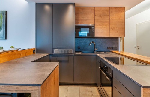 Annenheim Apartment | Nice apartment for 3 guests with WIFI, TV, terrace and parking