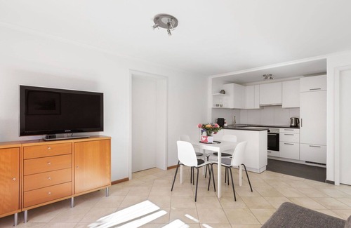 Ronco sopra Ascona Apartment | Nice apartment for 4 guests with WIFI, TV, patio, pets allowed and panoramic view